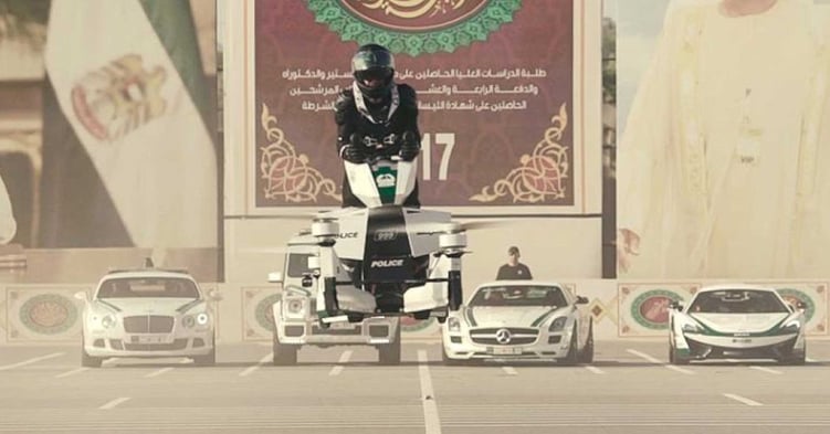 dubai-police-training-officers-hoverbikes1