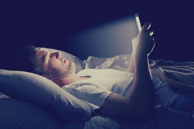 Is screen time destroying your sleep patterns? Check out Night Shift